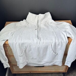 L/XL Lululemon Grey Scuba Quarter Zip